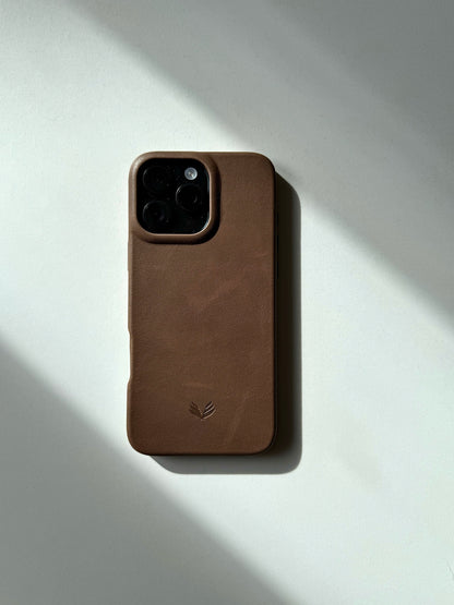 Funda de cuero "Excellence" Iphone 16 Pro